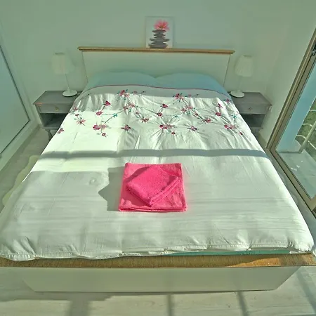 Apartament Mermaid Residency Nikozja